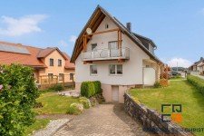 Hauptbild Ein- bzw. Zweifamilienhaus mit Garten, Balkon, Terrasse und Werkstatt