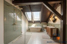 Hauptbild Wohnen über den Dächern - modernes Dachgeschoss im kernsanierten Renaissancehaus